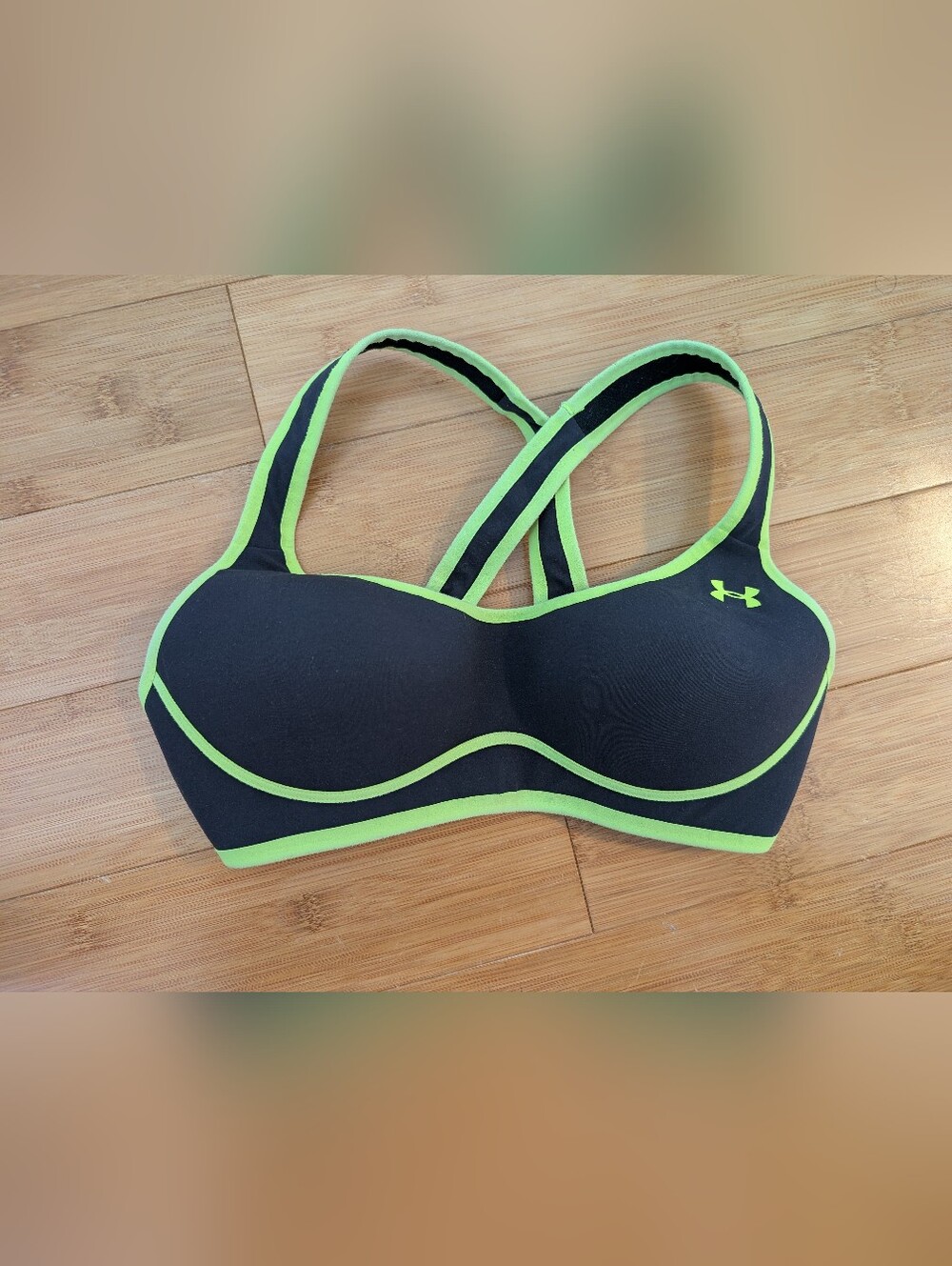Under Armour Black & Neon Sports Bra With Molded Cups